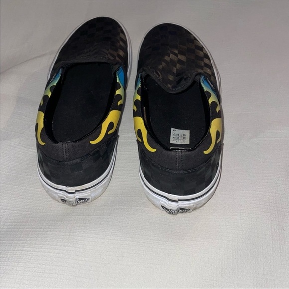 VANS  FIRE DESIGN JUNIORS 5.5 - Picture 5 of 5